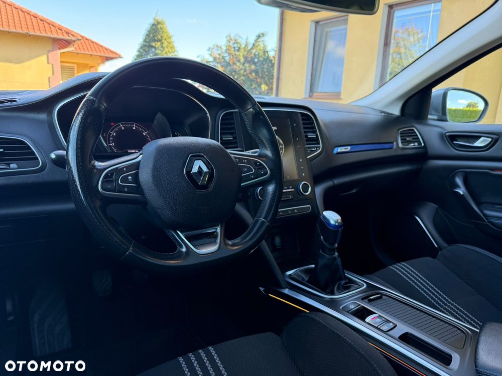 Renault Megane TCe 140 GPF GT LINE - 15