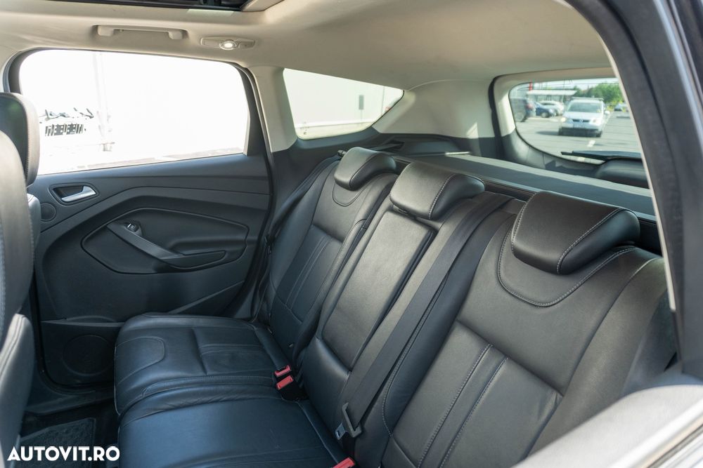 Ford Kuga 2.0 TDCi 4WD Powershift Titanium - 13