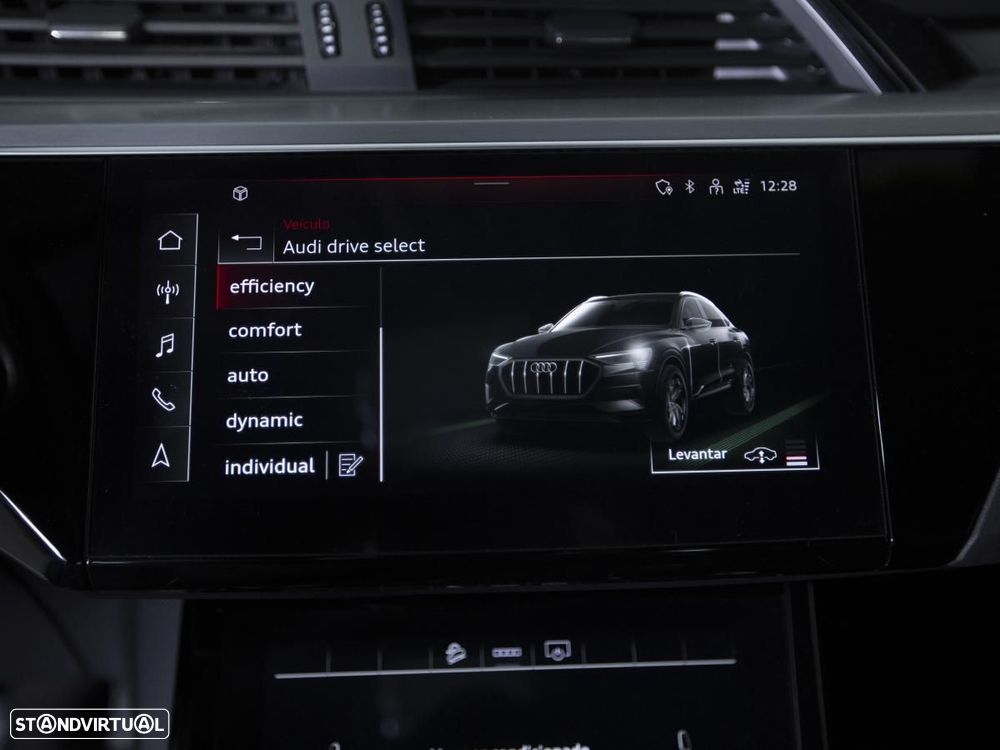 Audi e-tron Sportback 55 quattro S line - 24