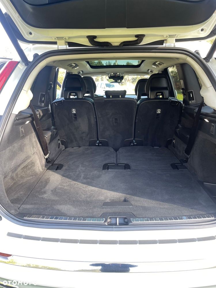 Volvo XC 90 T8 AWD Recharge Geartronic Inscription Edition - 26