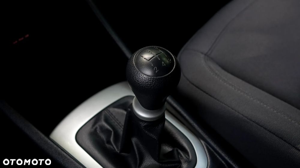Kia Rio - 20