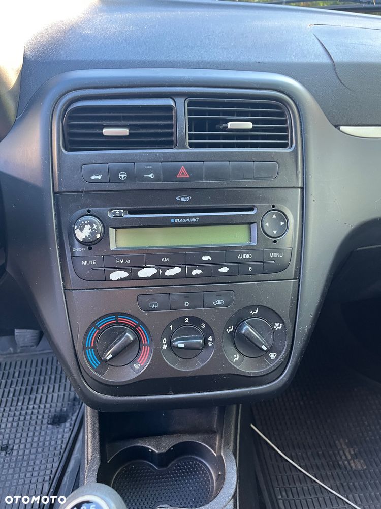 Fiat Grande Punto - 7