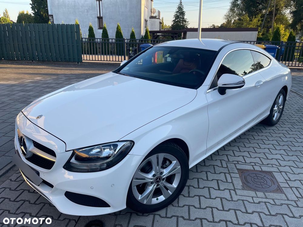 Mercedes-Benz Klasa C 200 4-Matic 9G-TRONIC - 1