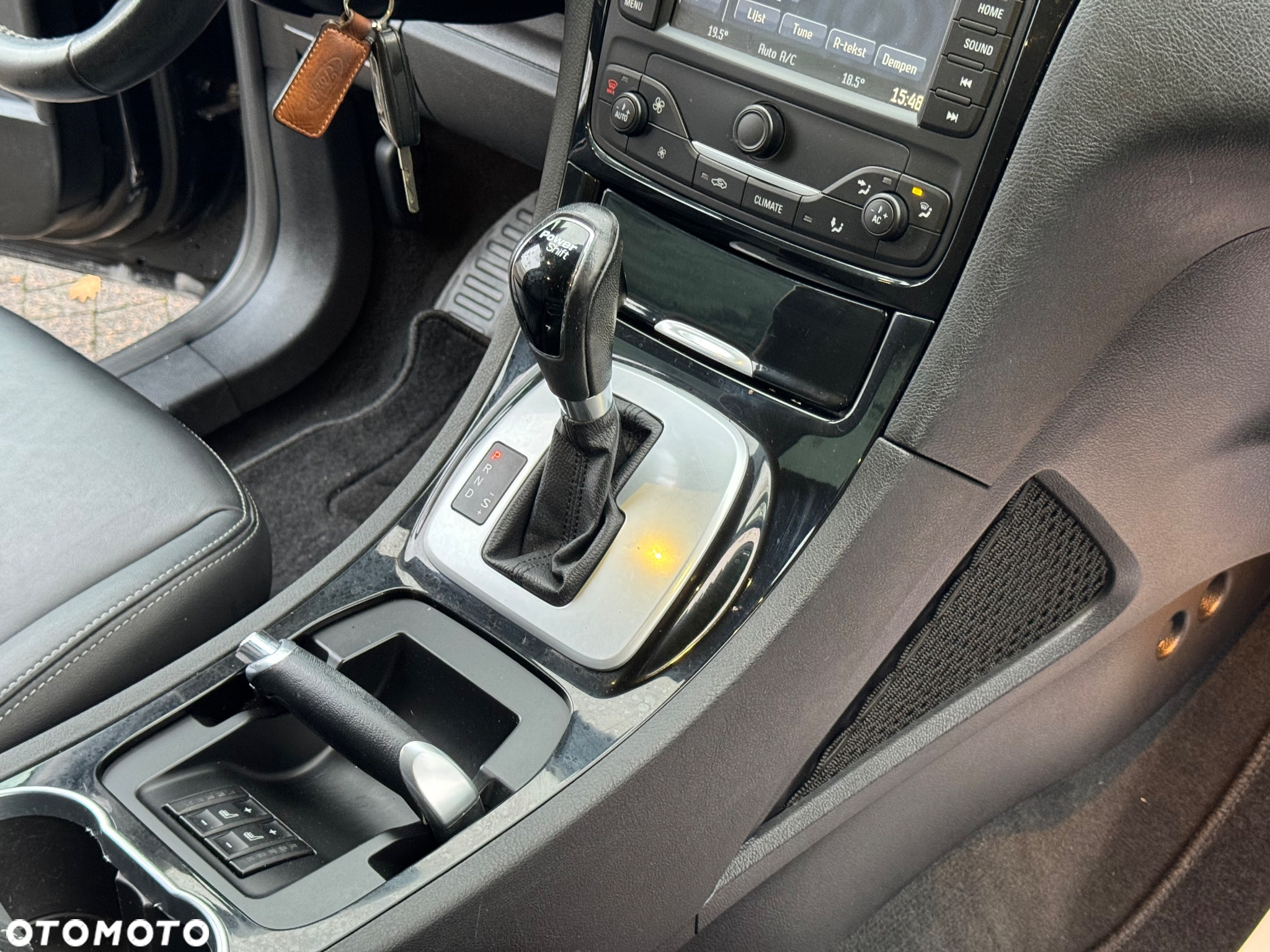 Ford S-Max 2.0 TDCi DPF Champions Edition - 9