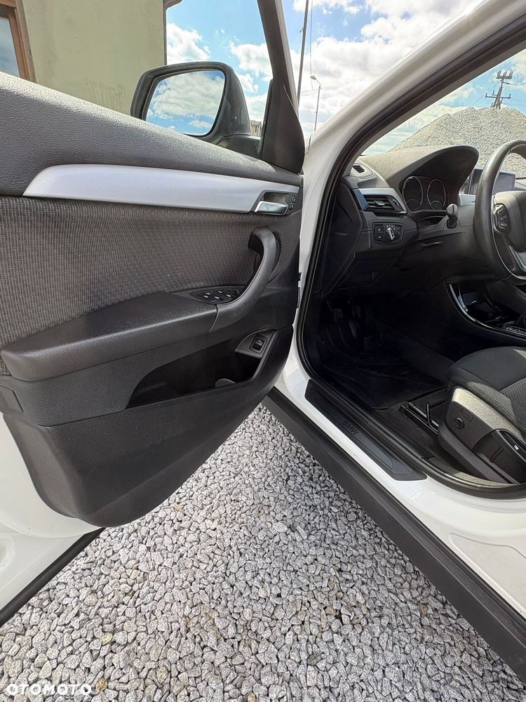 BMW X2 sDrive18i Advantage Plus - 16