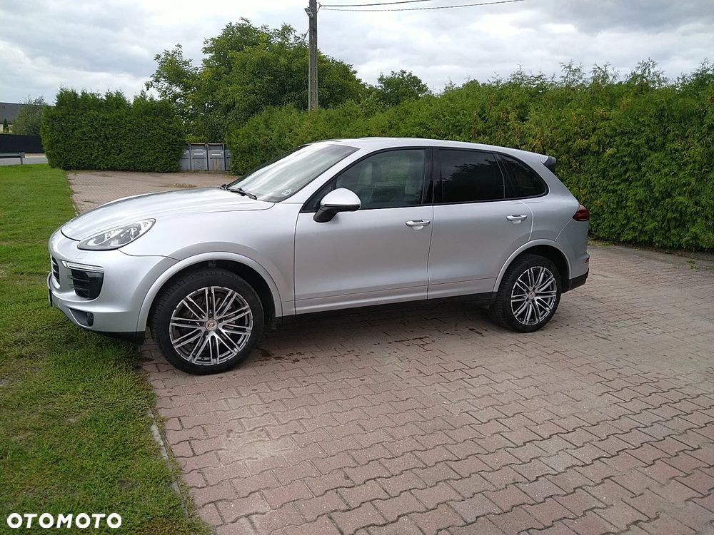 Porsche Cayenne Platinum Edition - 4