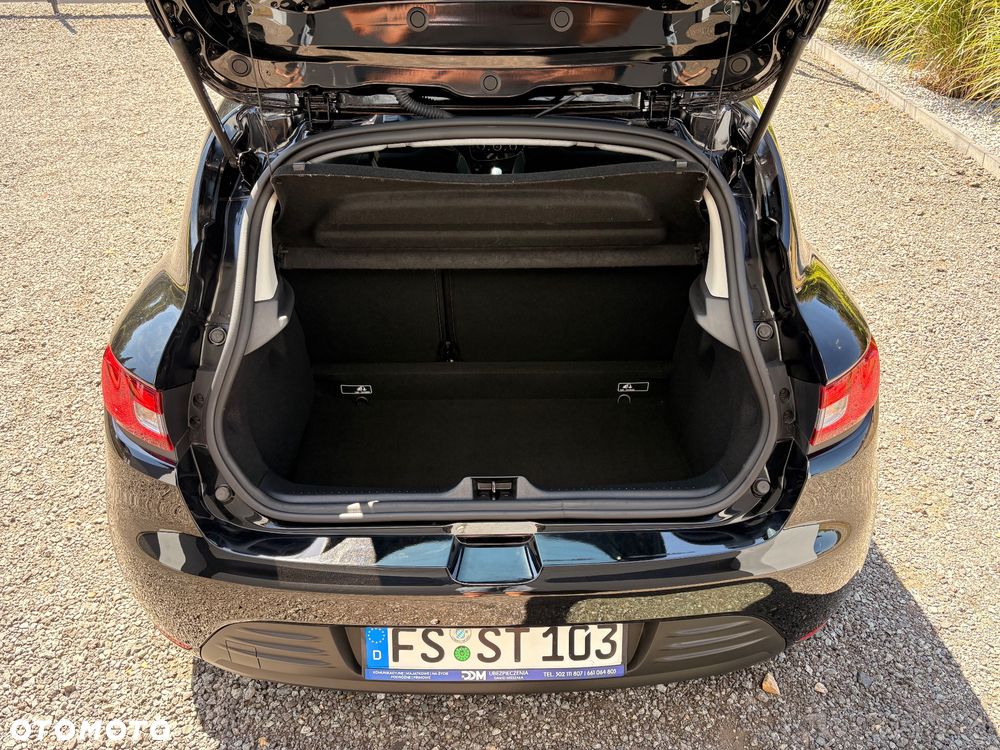 Renault Clio 1.2 16V Limited - 17
