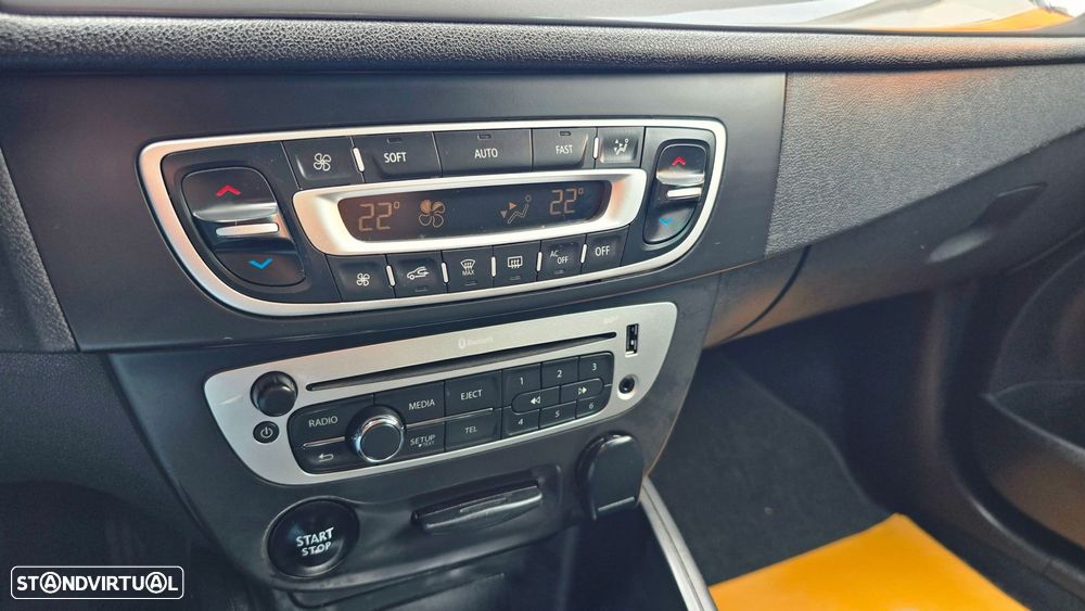 Renault Mégane Sport Tourer 1.5 dCi Limited SS - 5