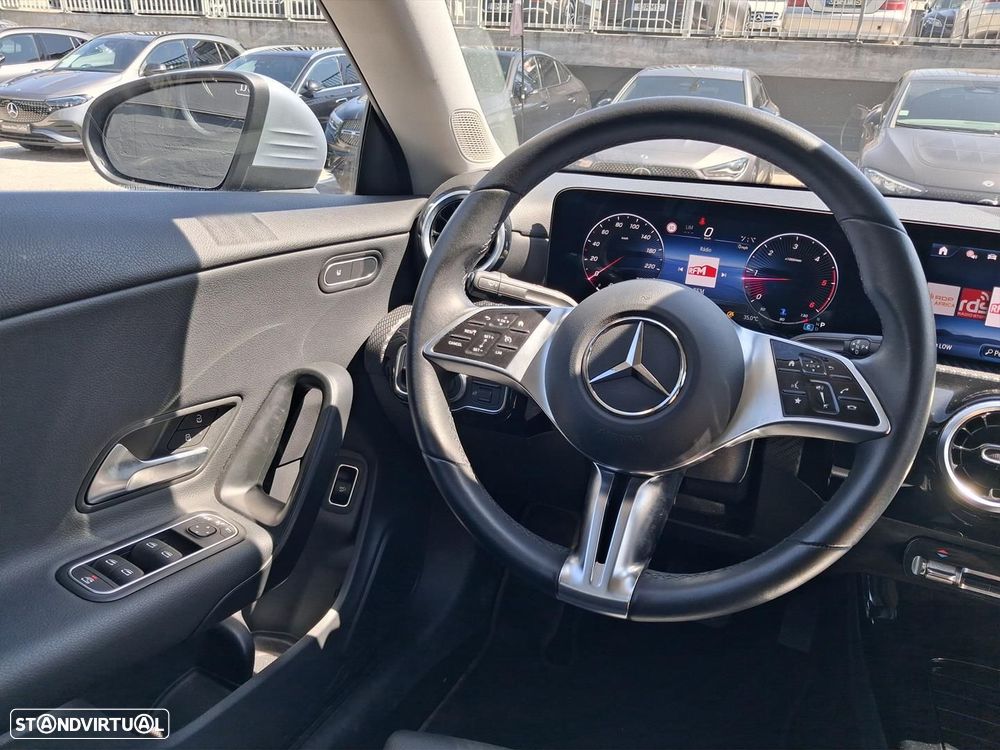 Mercedes-Benz CLA 180 d Style Plus Aut. - 13