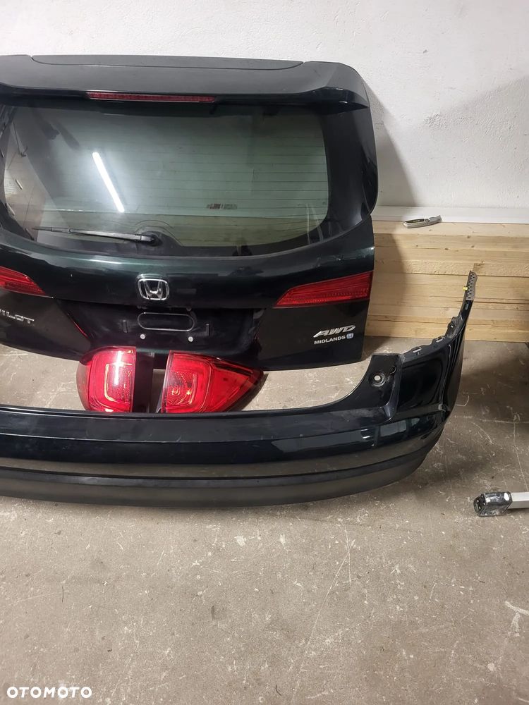 Honda pilot 2017rok zderzak tyl - 3