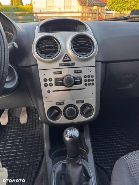 Opel Corsa 1.2 16V Enjoy - 8