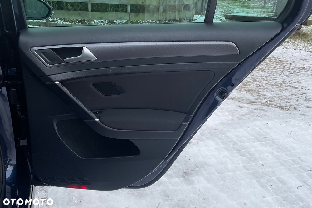 Volkswagen Golf 1.6 TDI BlueMotion Technology Trendline - 26