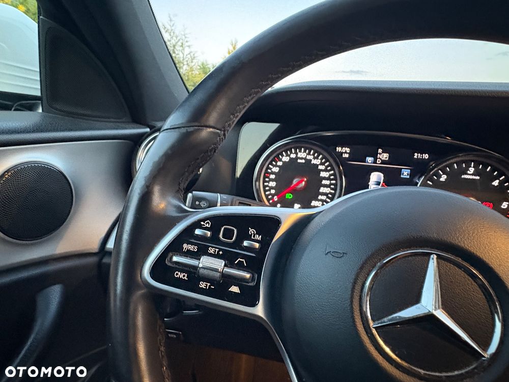 Mercedes-Benz Klasa E 220 d 9G-TRONIC Avantgarde - 28