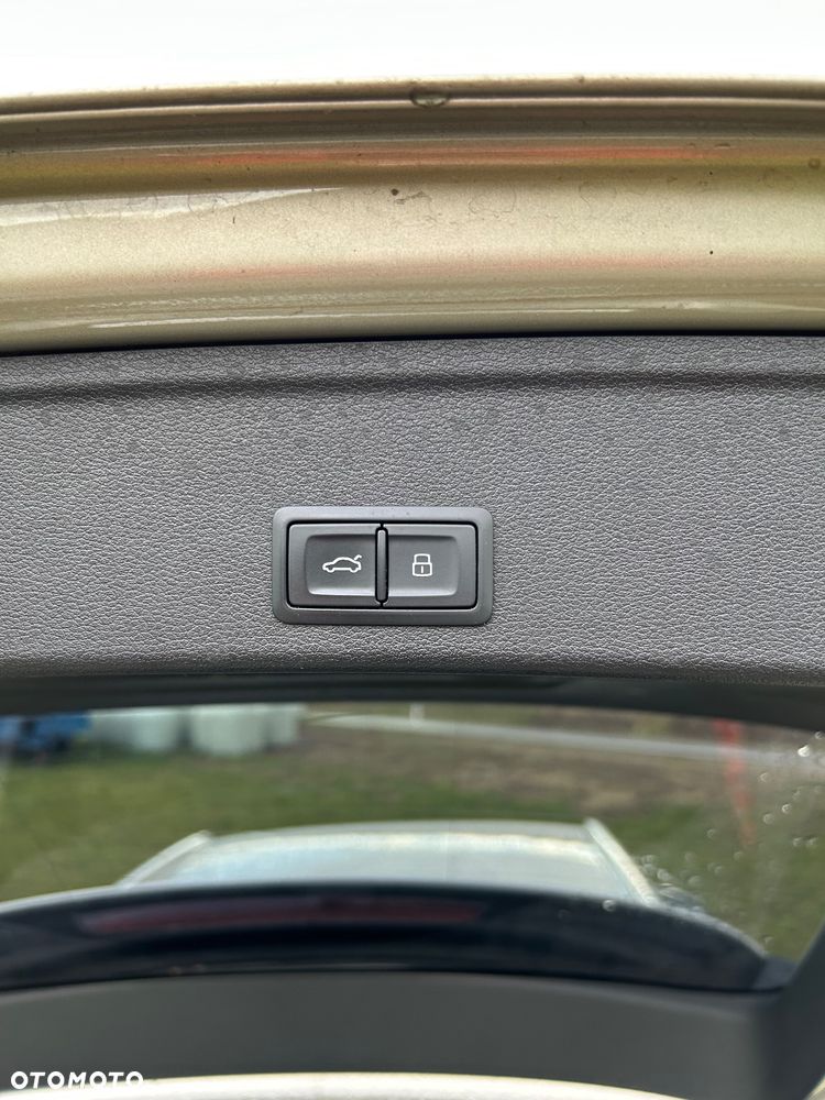 Audi A4 Avant 2.0 TDI Quattro Sport S tronic - 18
