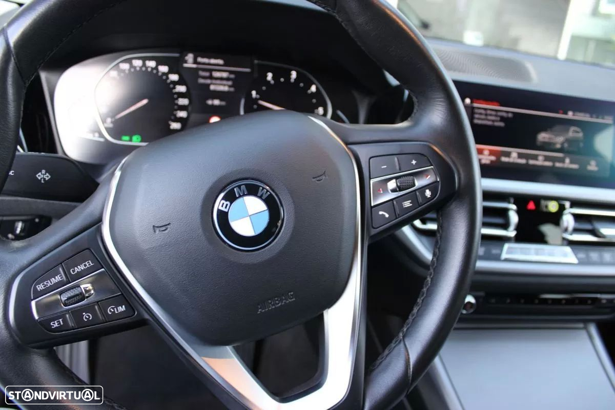 BMW 320 d Touring Advantage Auto - 23