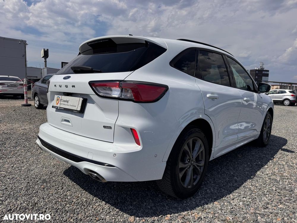 Ford Kuga 2.5 Duratec PHEV ST-LINE - 3