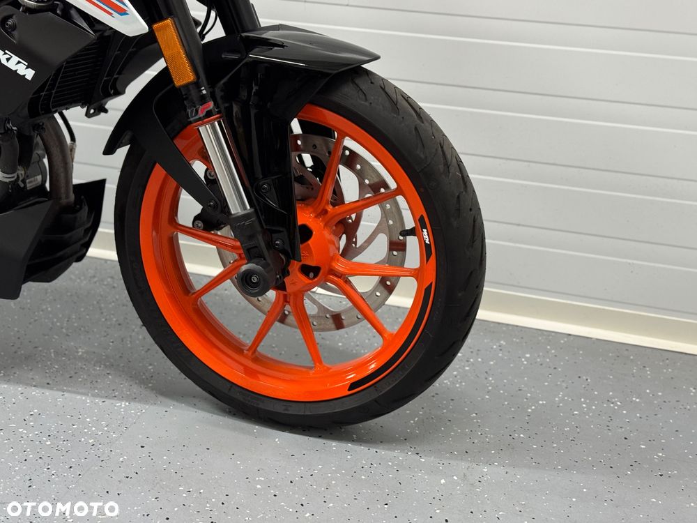KTM Duke - 5