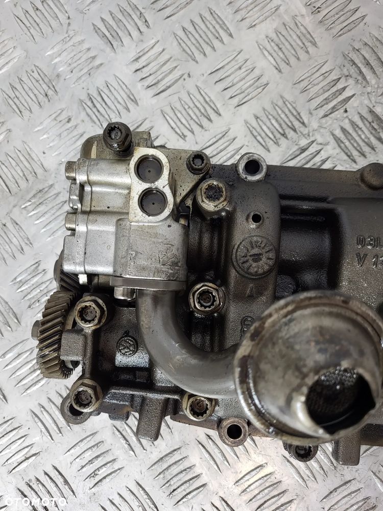Vw Amarok 2.0 BiTDI Pompa Oleju Wałki - 3