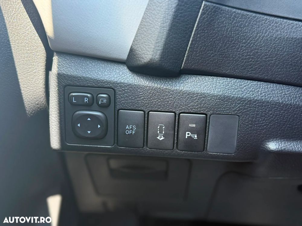 Toyota Auris - 17