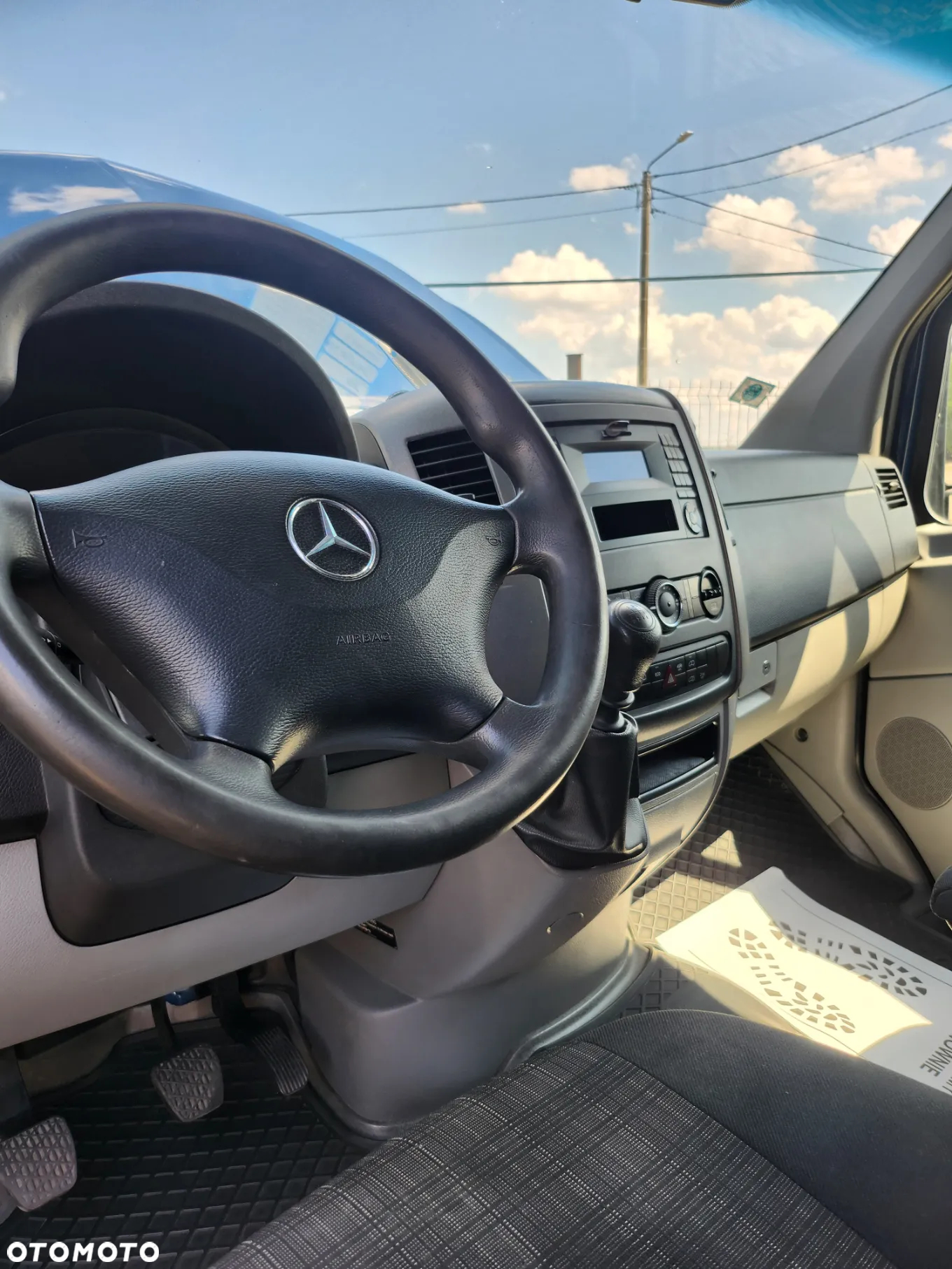 Mercedes-Benz SPRINTER - 25