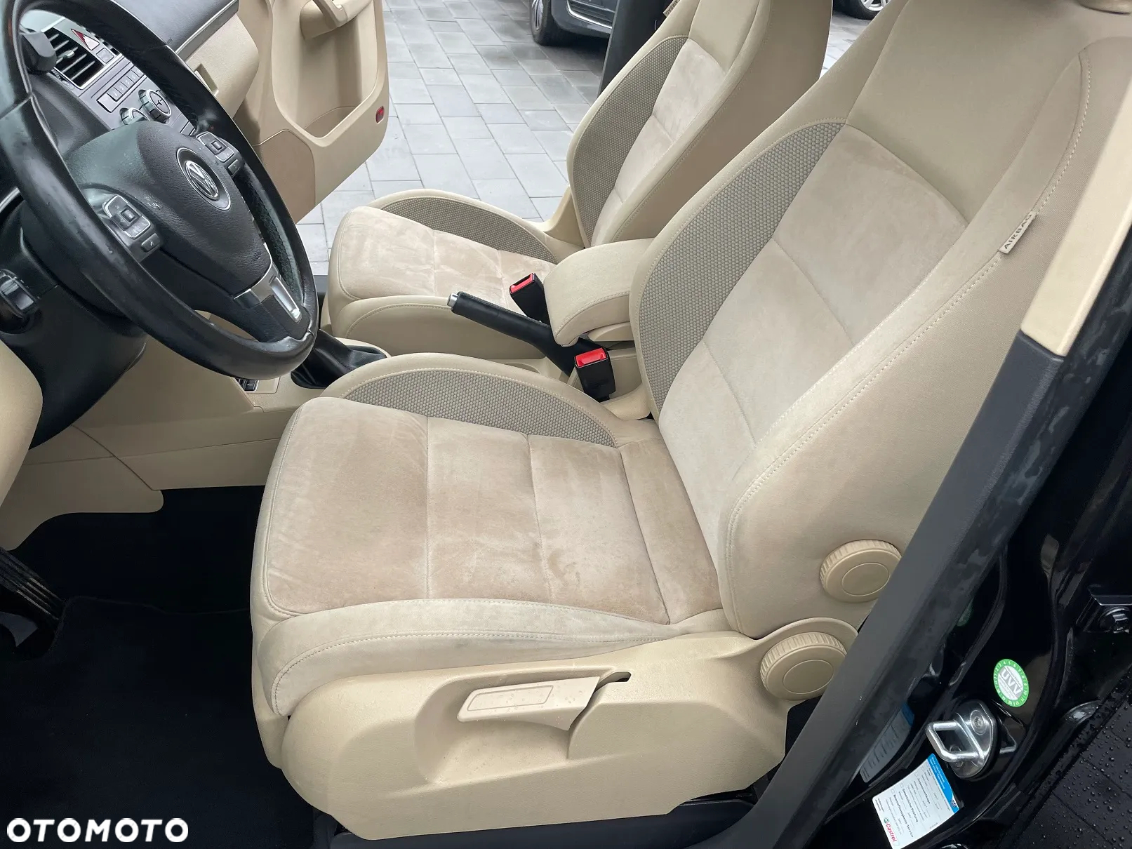 Volkswagen Touran 1.4 TSI Life - 14