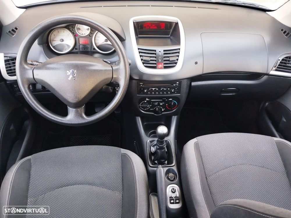 Peugeot 206+ 1.1 Urban - 4