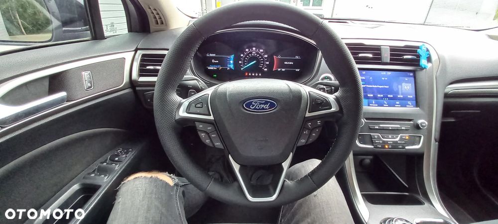 Ford Mondeo - 12