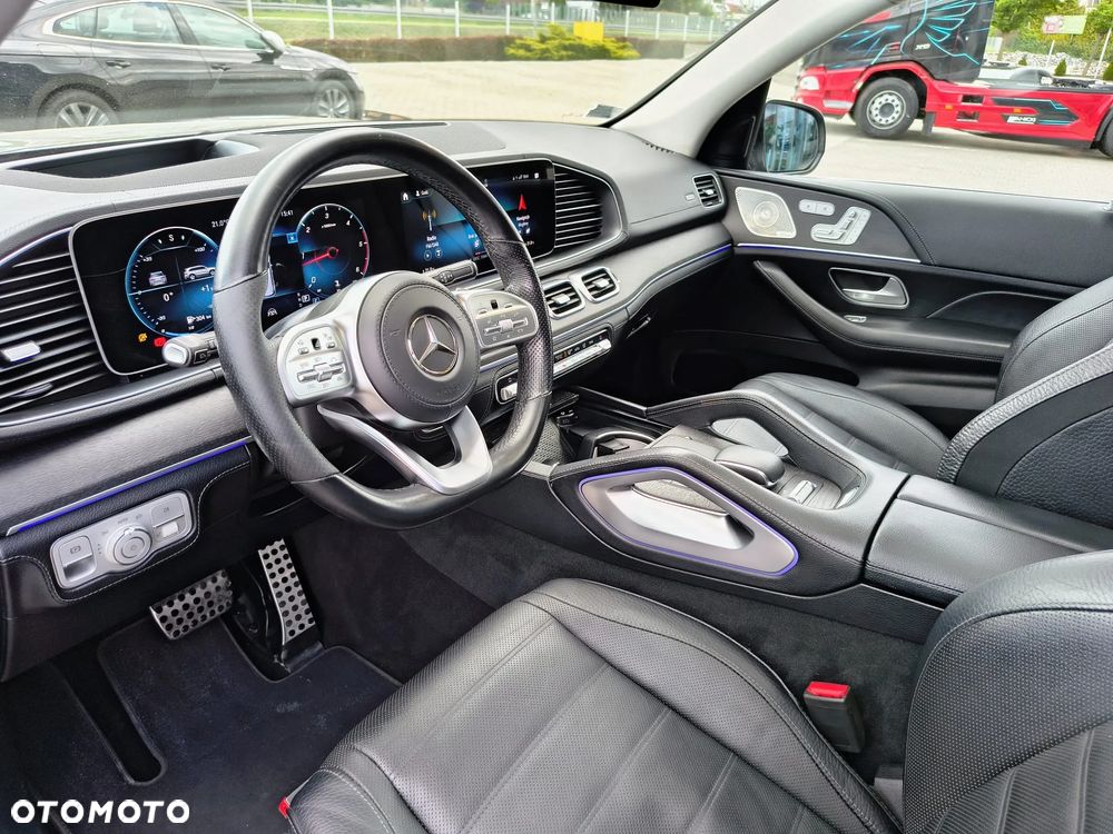 Mercedes-Benz GLS - 19