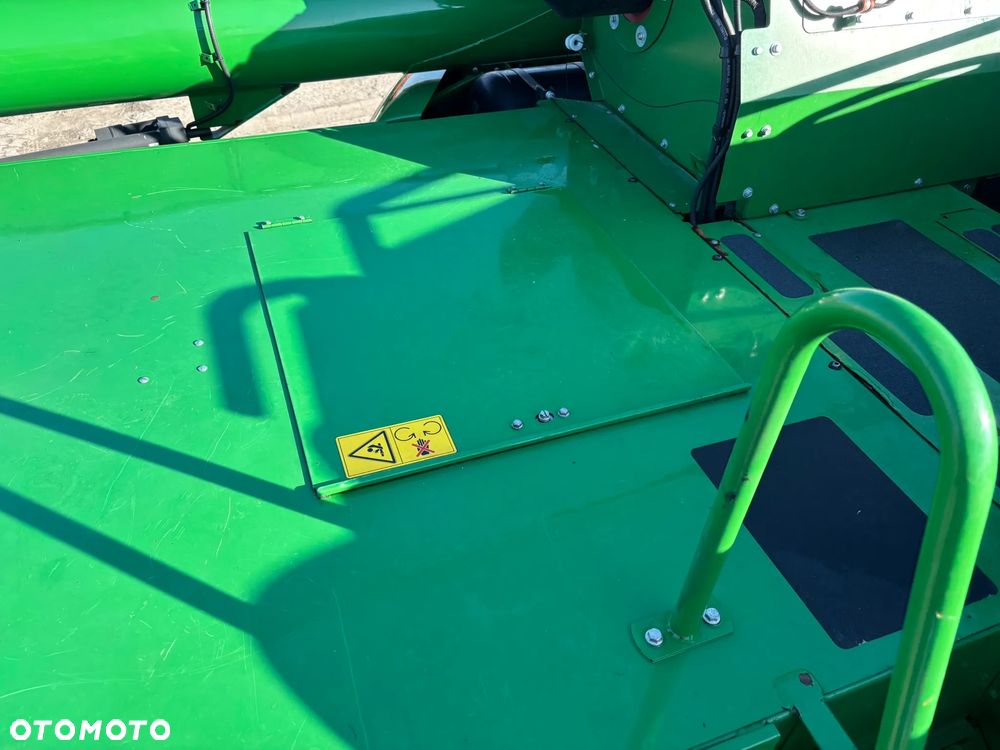 John Deere T670i - 13