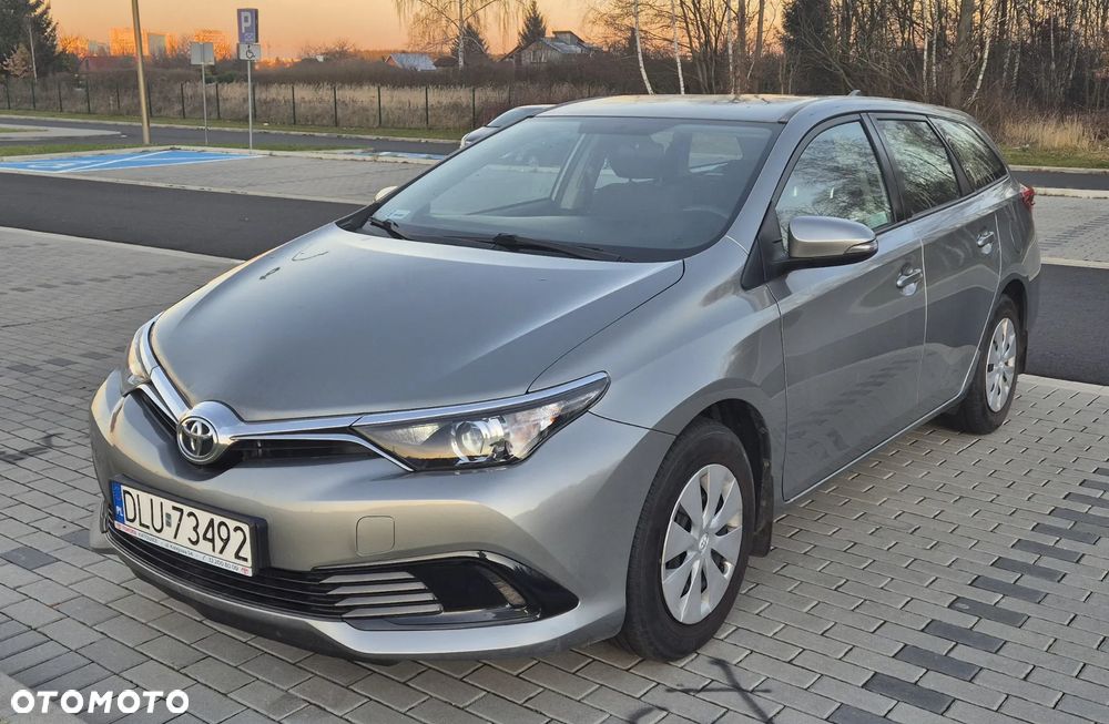 Toyota Auris 1.6 Active - 1