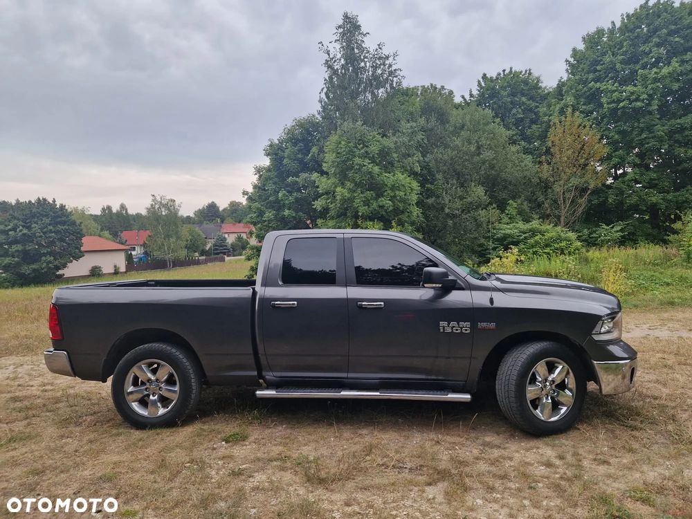 Dodge RAM 1500 5.7 4x4 - 8