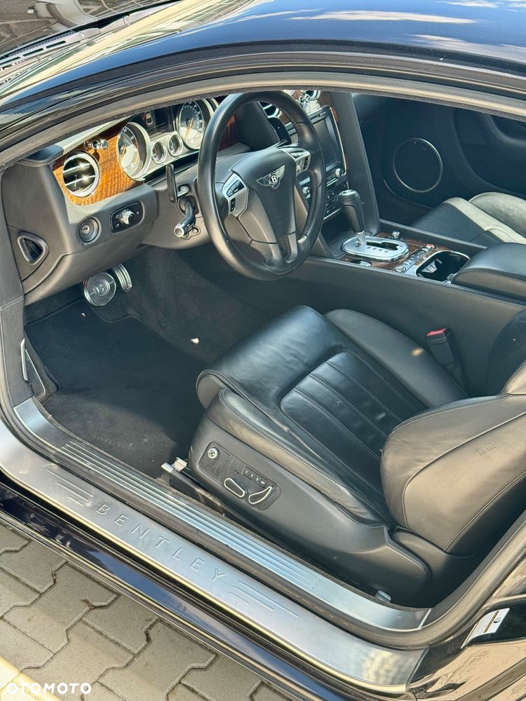 Bentley Continental GT V8 - 23