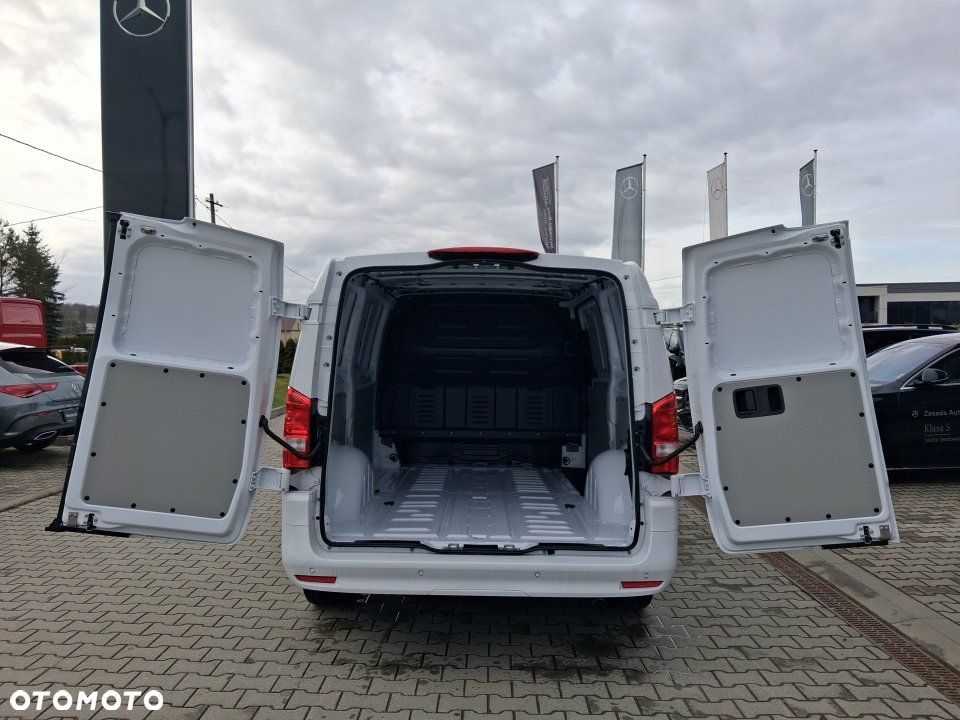 Mercedes-Benz Vito - 9