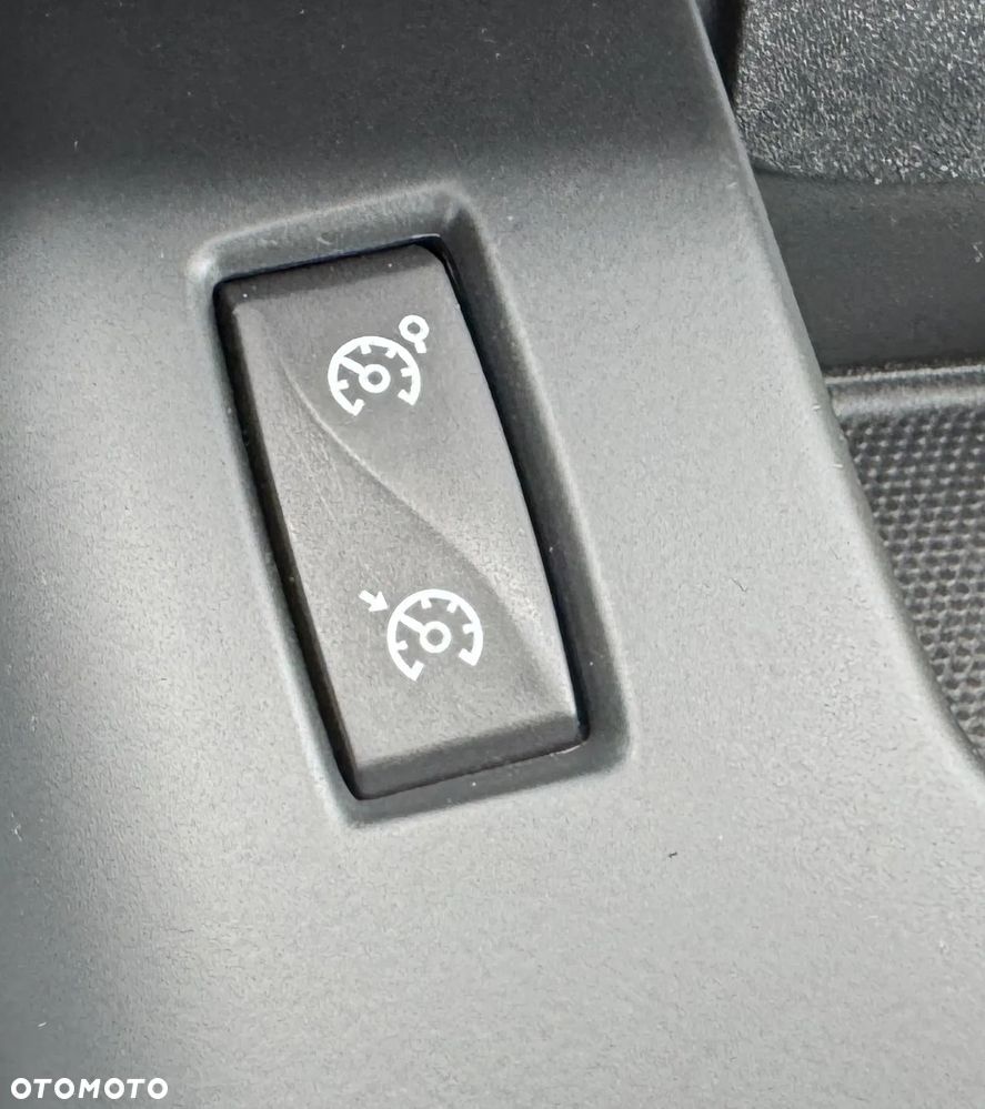 Renault Scenic ENERGY TCe 130 S&S Bose Edition - 25