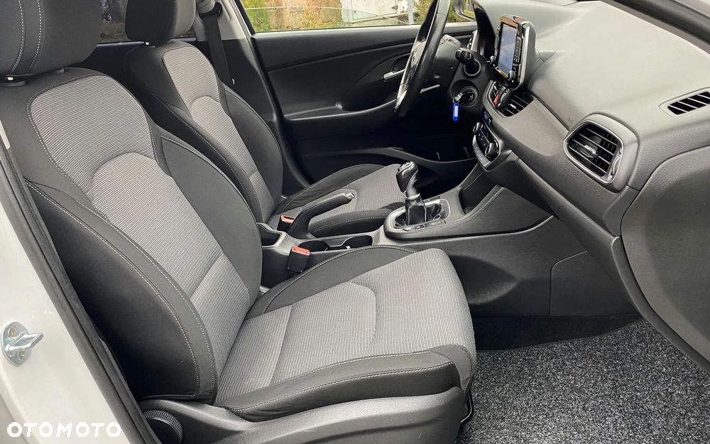 Hyundai i30 1.4 Passion - 20