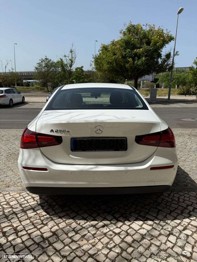 Mercedes-Benz A 250 Limousine e - 6