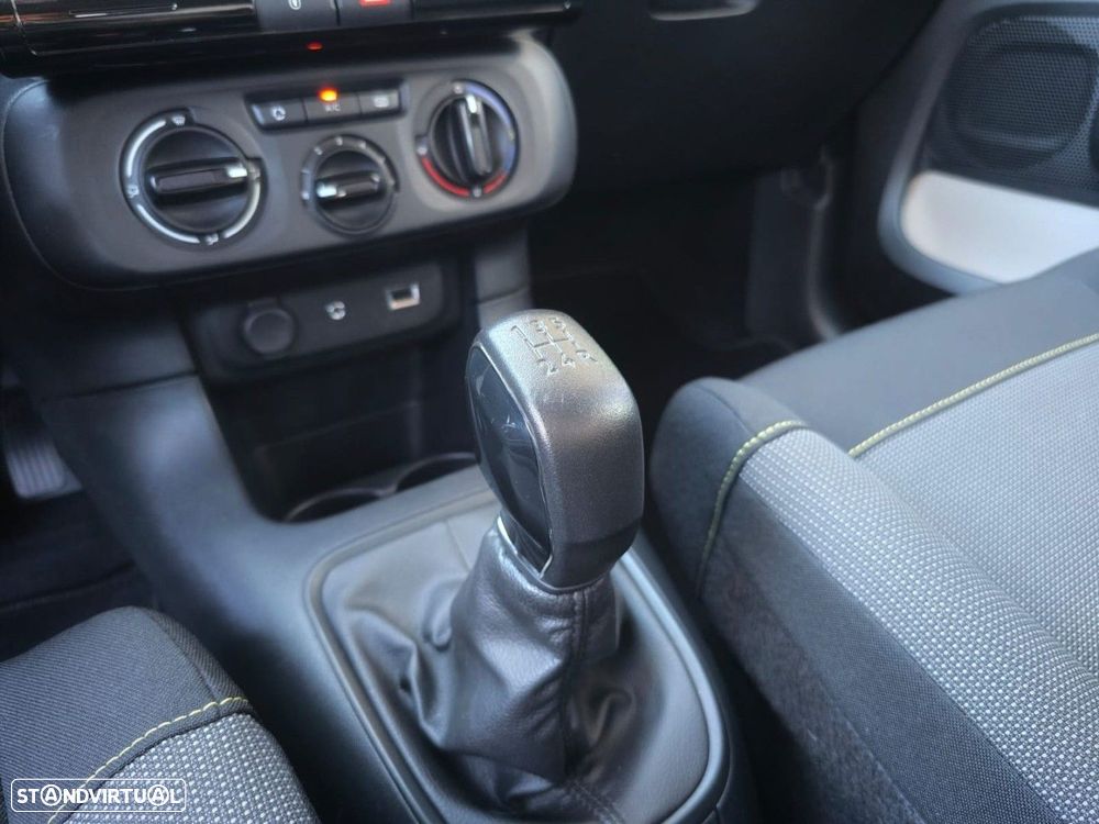 Citroën C3 1.2 PureTech Feel - 19
