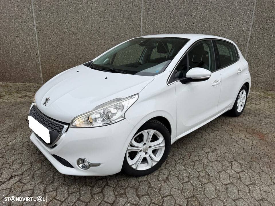 Peugeot 208 1.4 HDi Active - 2