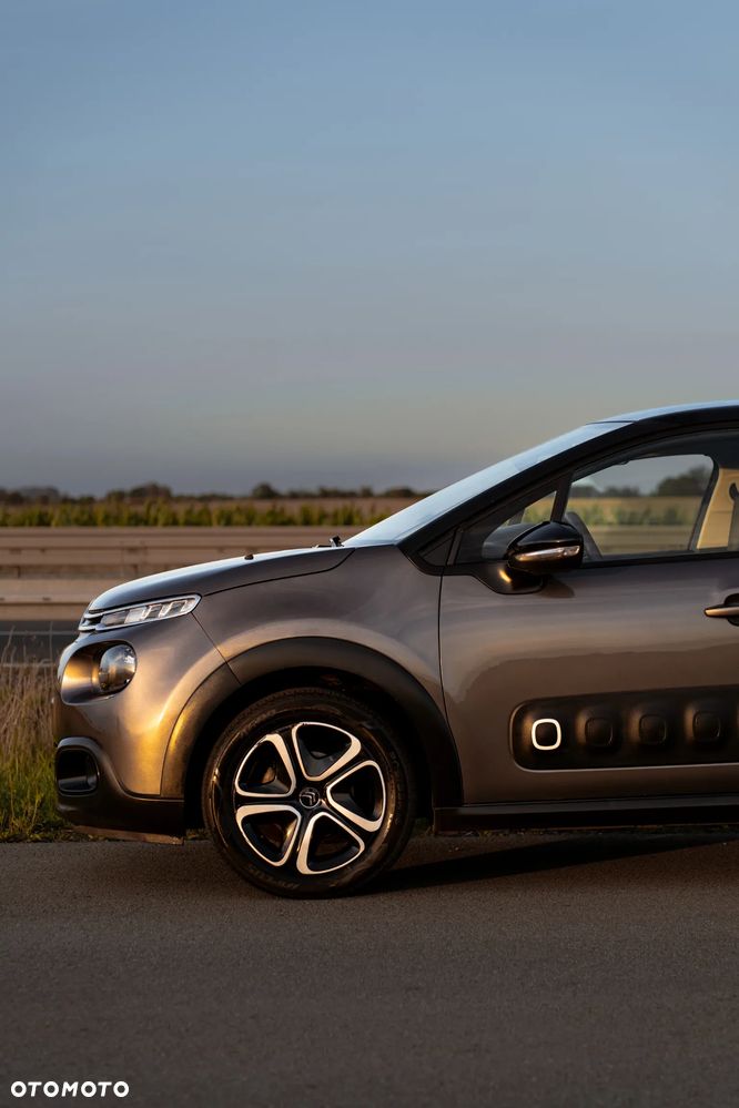 Citroën C3 1.2 PureTech Shine - 12