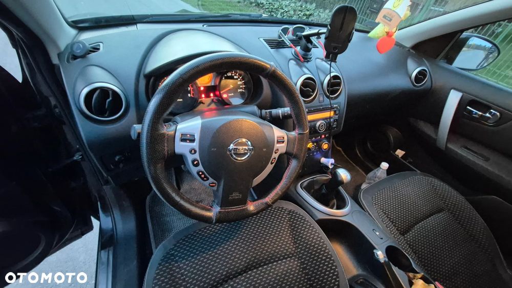 Nissan Qashqai - 8