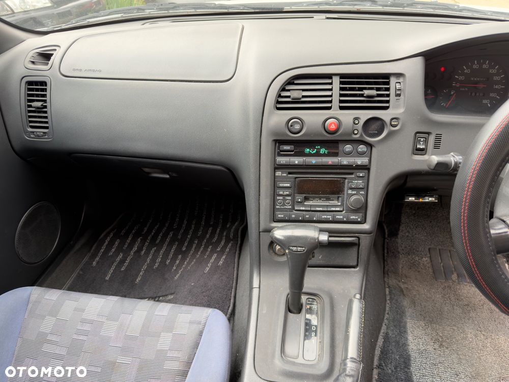 Nissan Skyline - 14