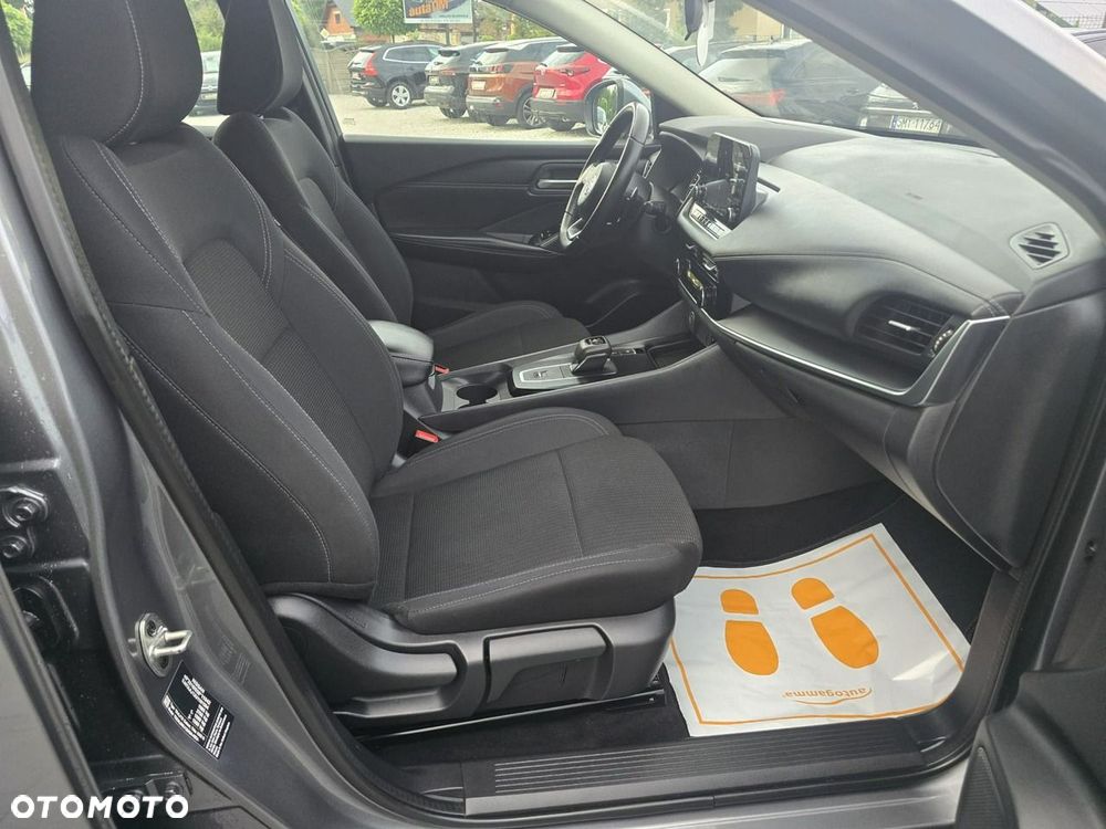 Nissan Qashqai - 12