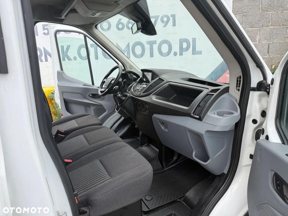 Ford Transit - 7