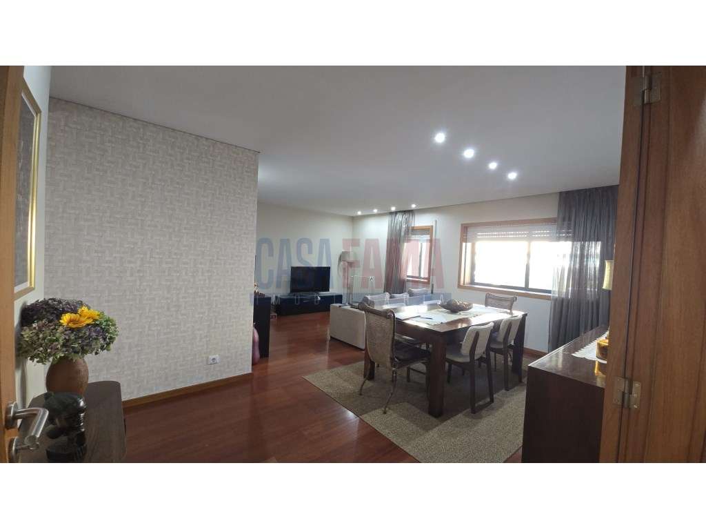 Apartamento T2+1 com Terraço e Piscina - Póvoa de Varzim - Grande imagem: 5/21