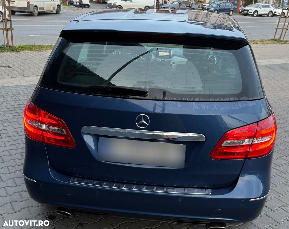 Mercedes-Benz B 200 CDI BlueEfficiency 7G-DCT - 9