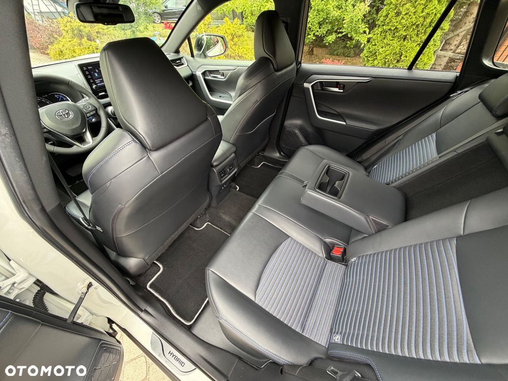 Toyota RAV4 2.5 Hybrid Selection 4x4 - 16