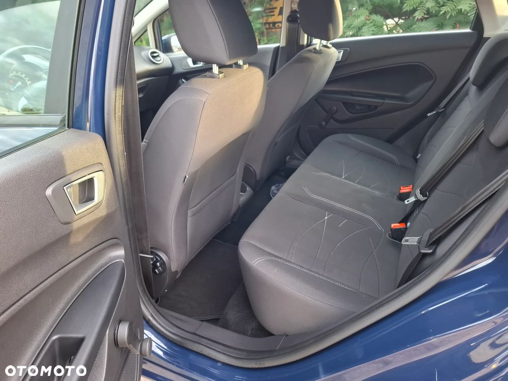 Ford Fiesta 1.25 Celebration - 9