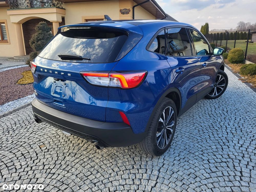 Ford Kuga 1.5 EcoBoost ST-LINE - 33