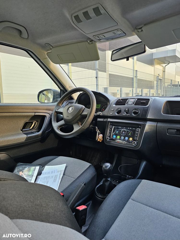 Skoda Fabia 1.2 HTP Fresh - 25