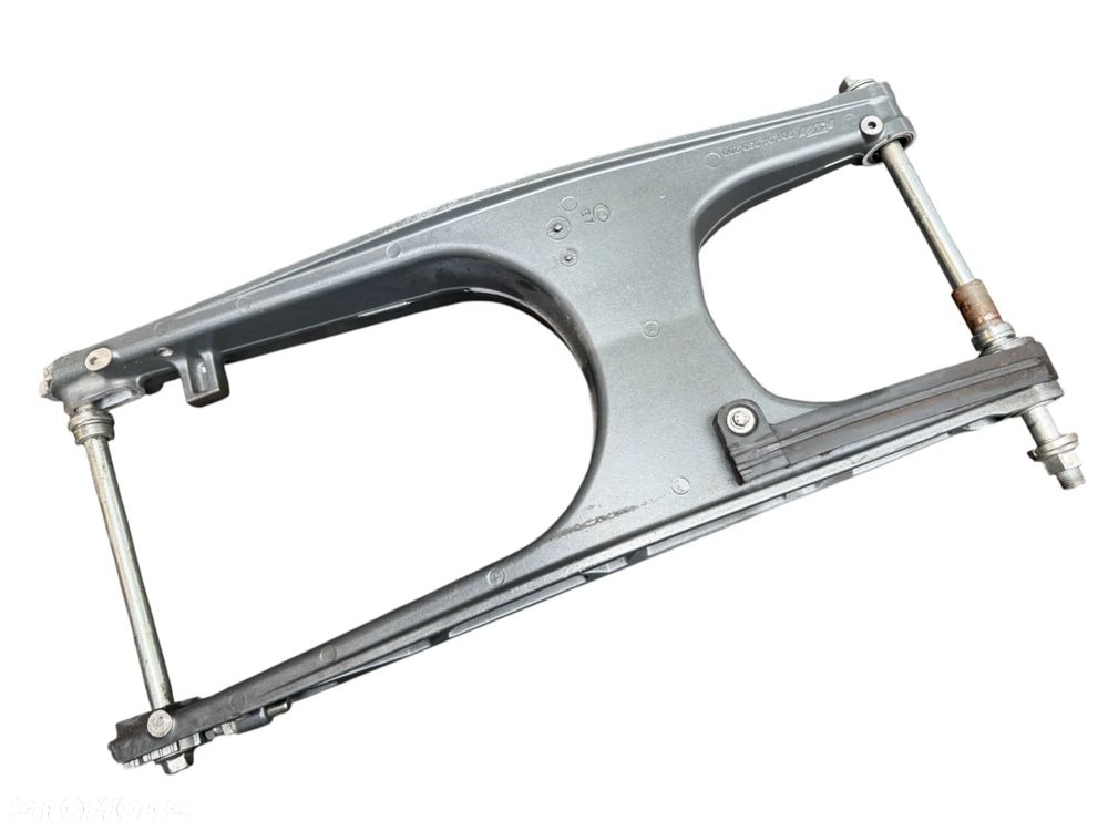 Wahacz tył   KTM Duke 125 ABS 17-23r - 9